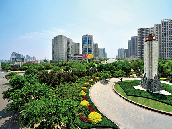 城乡环卫基础设施、市政道路、园林绿化建设